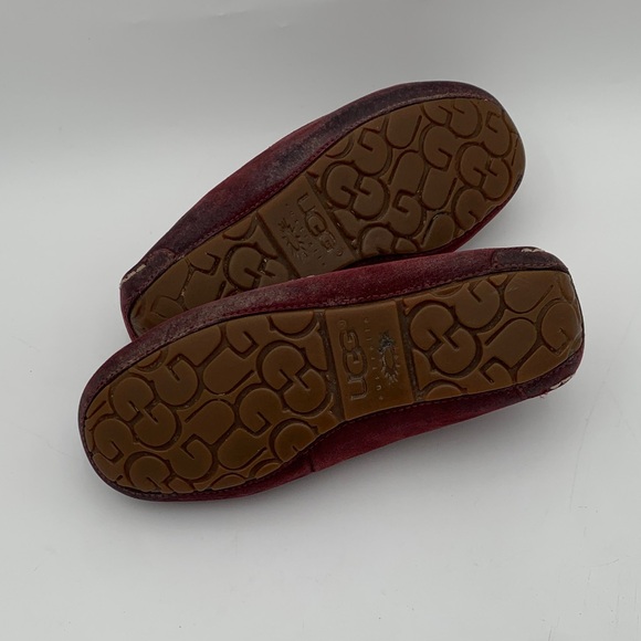 UGG Burgundy Suede Moccasin Slippers Size 7 - Picture 13 of 14
